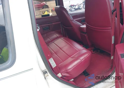 1994 Ford Explorer z USA, uszkodzony, nr VIN 1FMDU34XXRUB24342